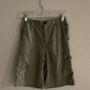 Magellan Outdoors Shorts Fish Gear Water Repellant Tan Kid’s Size Large (14-16)